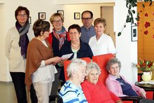 Würfelspielgemeinde spendete für Altenheim am Donnerstag,  7. April 2016