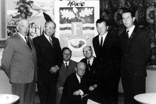 Auf dem Gründungsfoto des Heimatvereins von links: Karl Kukla, Dir. Otto Wagner, Herbert Hörschläger, Karl Pochlatko, Otto Koller, Kurt Schlipfinger, Rudolf Neudorfer. 