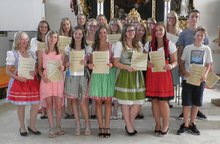 Ausgezeichnete Schülerinnen (Foto: NMS Frankenburg) am Freitag, 15. Juli 2016