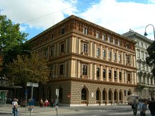Die Schüler besuchten die beiden NR-Abgeordneten im Wiener Palais Epstein, einem Nachbargebäude des Parlaments. Foto: Gryffindor CC-BY-SA 3.0 am Montag, 27. Januar 2014